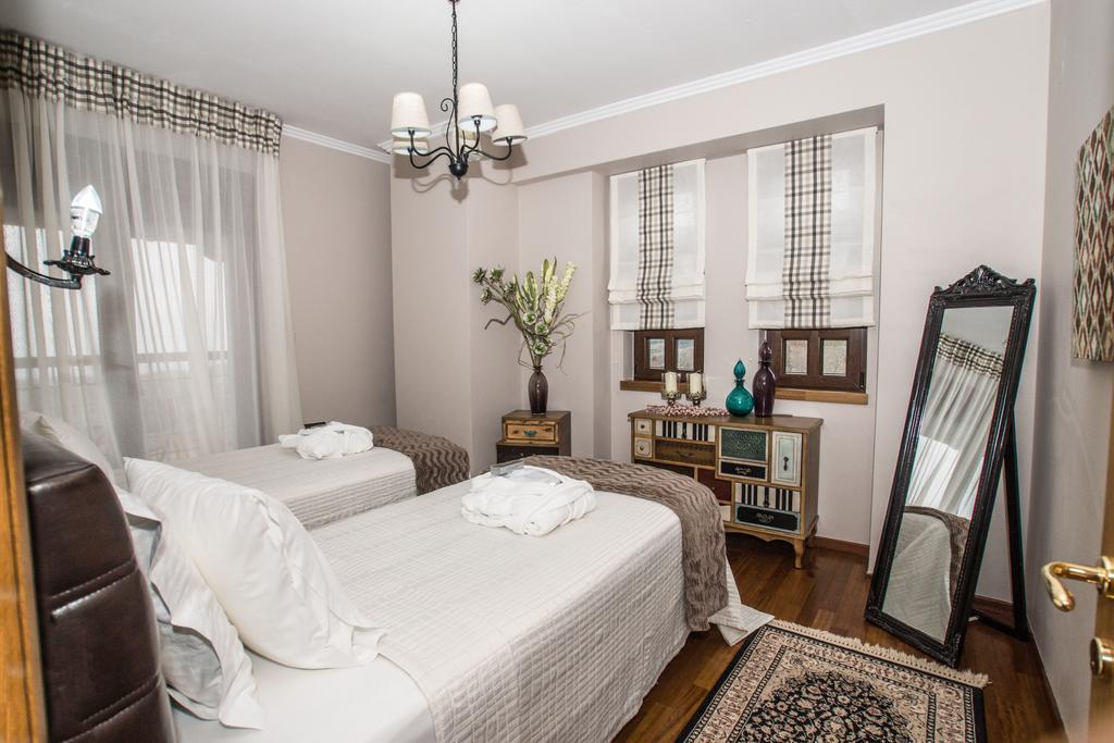 Evmorfes Villas Polýgyros Oda fotoğraf