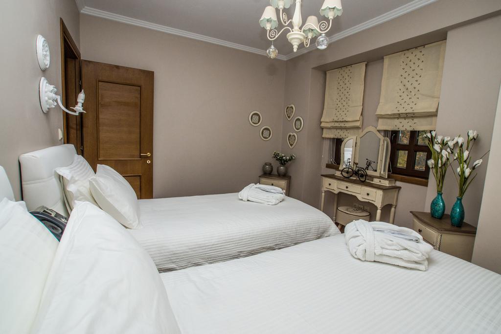 Evmorfes Villas Polýgyros Oda fotoğraf